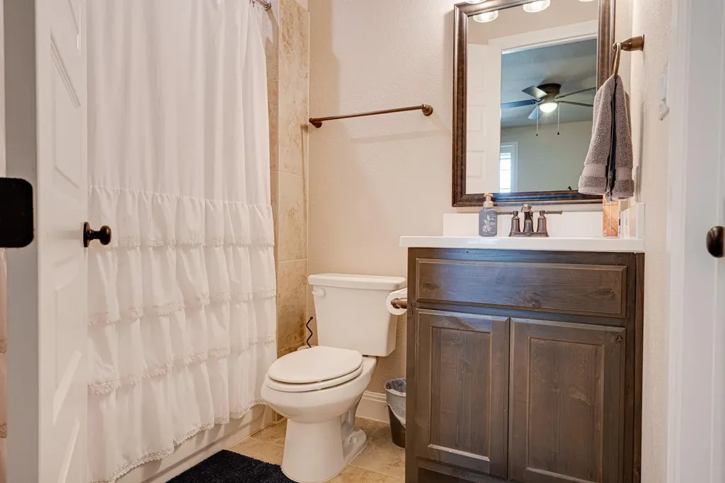 112 Mescalero Liberty Hill TX 78642