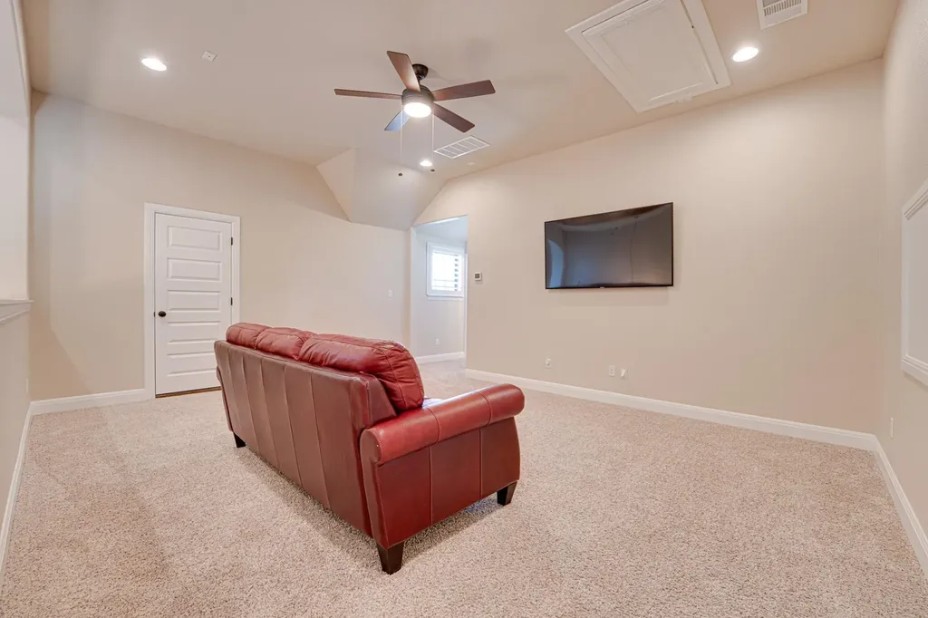 112 Mescalero Liberty Hill TX 78642