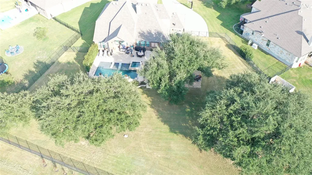 112 Mescalero Liberty Hill TX 78642