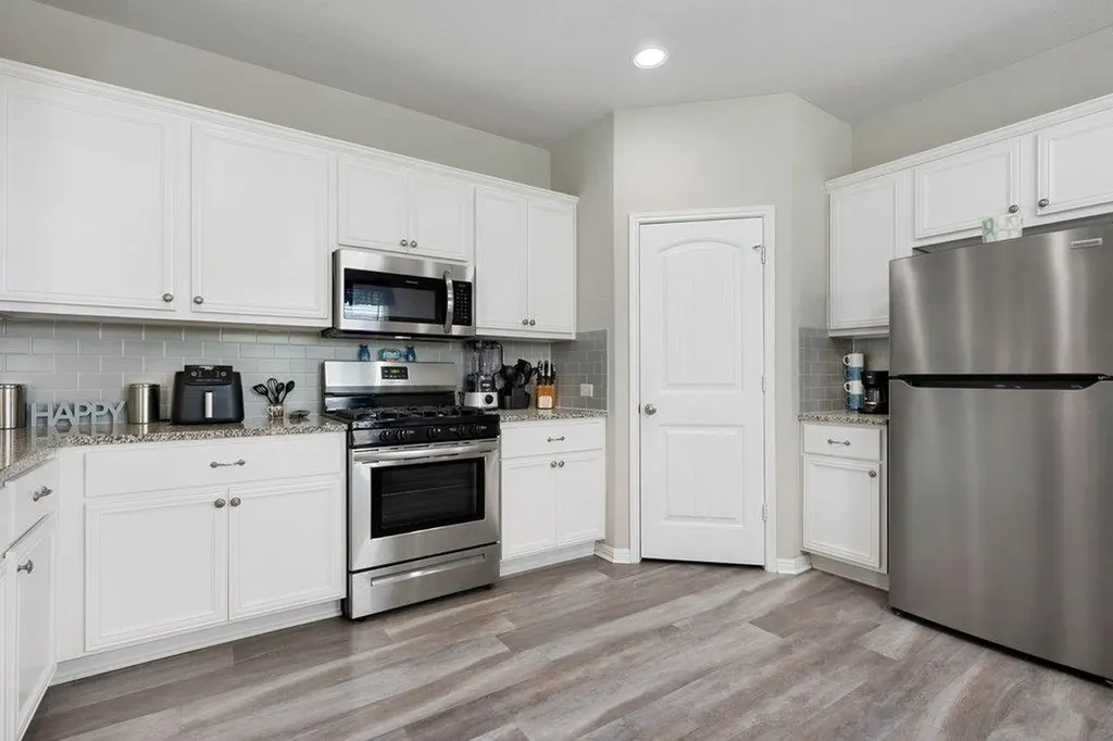 221 Frederick Drive Georgetown TX 78626
