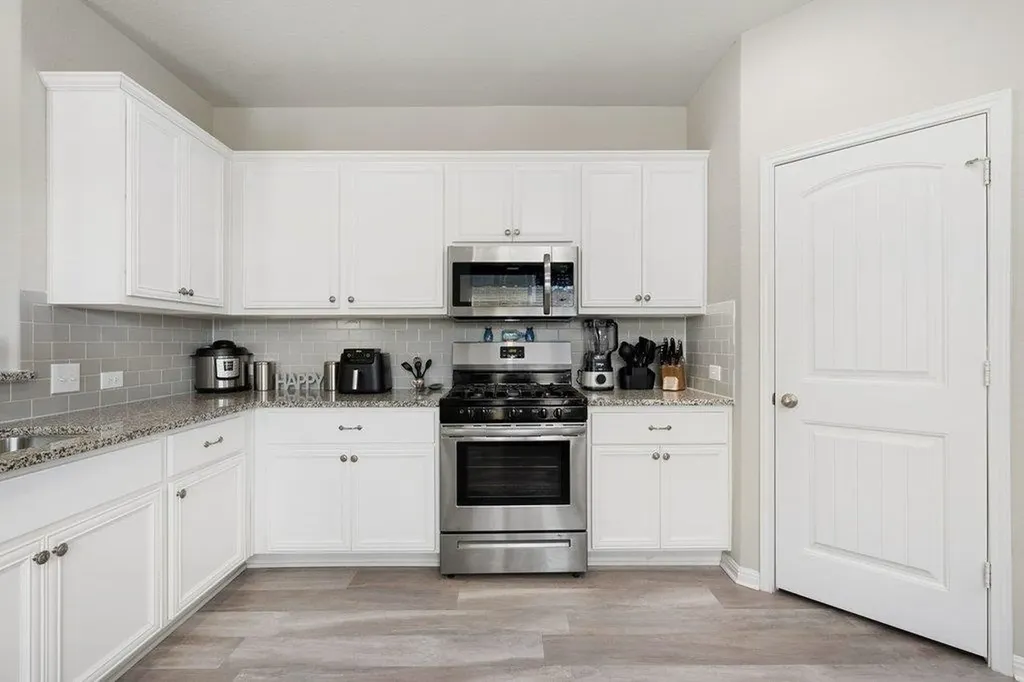 221 Frederick Drive Georgetown TX 78626
