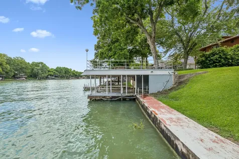 2319 Terminal Loop Road Mcqueeney TX 78123