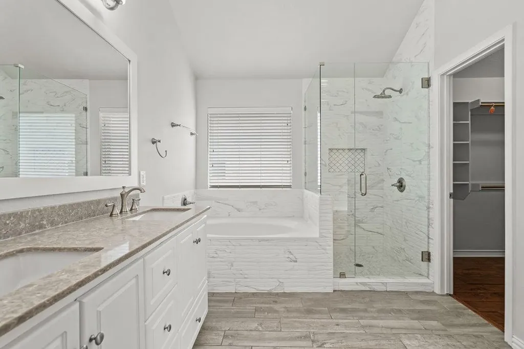 107 S Treasure Oaks Drive Leander TX 78641