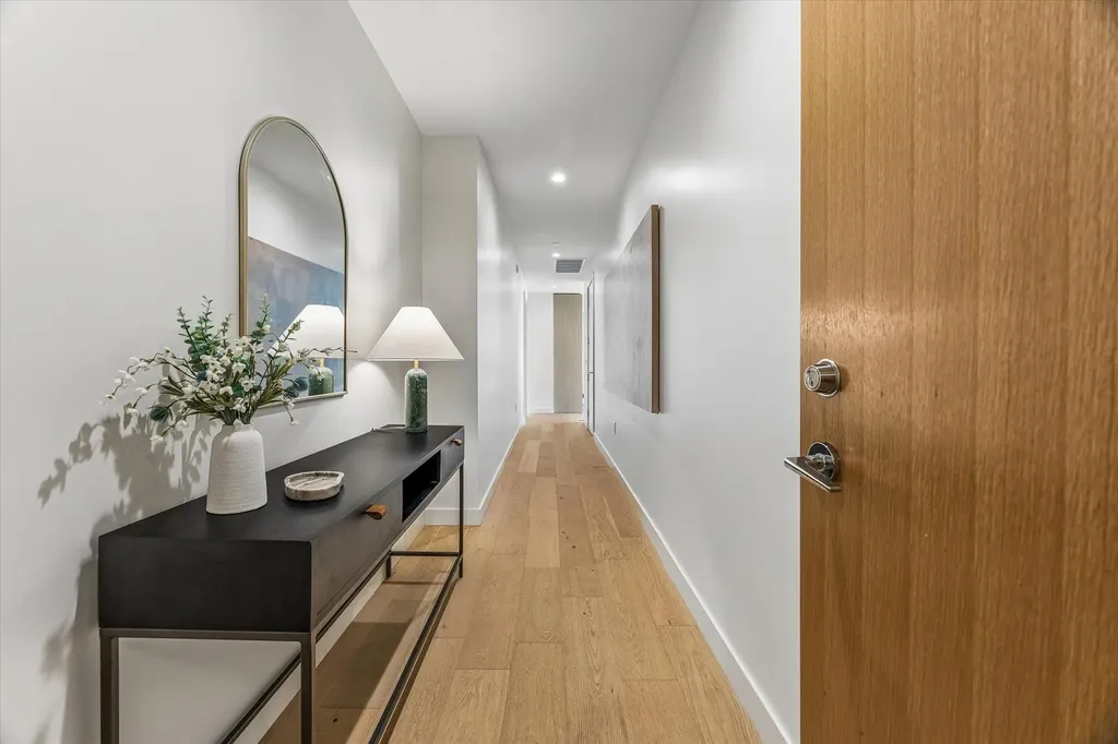 44 East Avenue Austin TX 78701