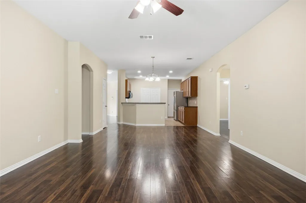 1069 Talley Loop Buda TX 78610