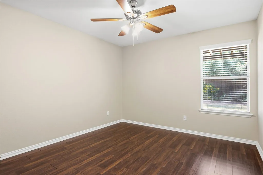 1069 Talley Loop Buda TX 78610