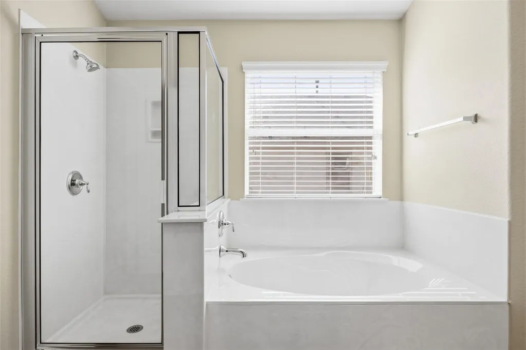 1069 Talley Loop Buda TX 78610