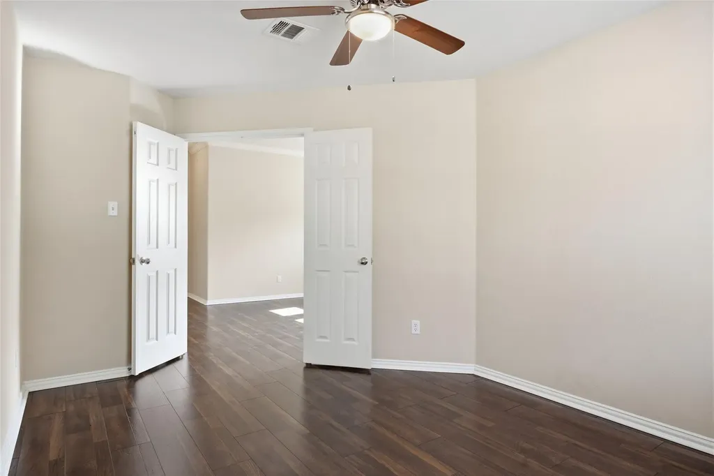 1069 Talley Loop Buda TX 78610