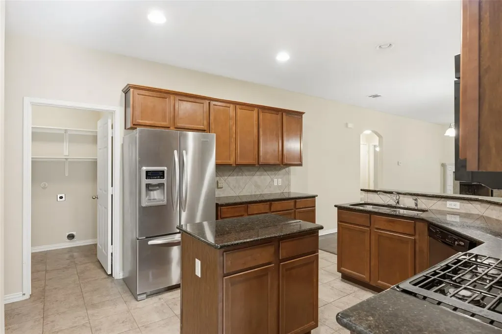 1069 Talley Loop Buda TX 78610