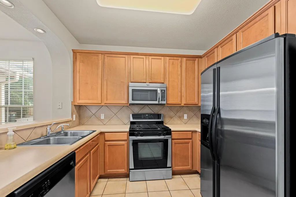 16100 S Great Oaks Drive Round Rock TX 78681