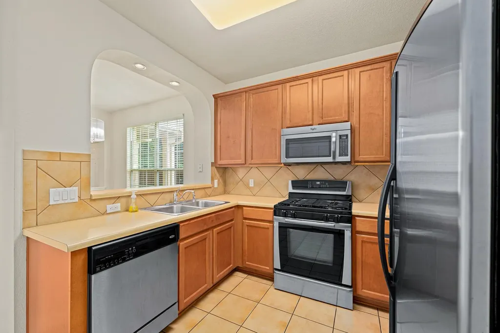 16100 S Great Oaks Drive Round Rock TX 78681