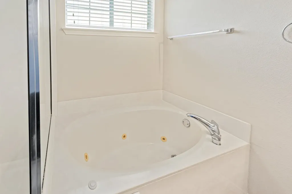 16100 S Great Oaks Drive Round Rock TX 78681