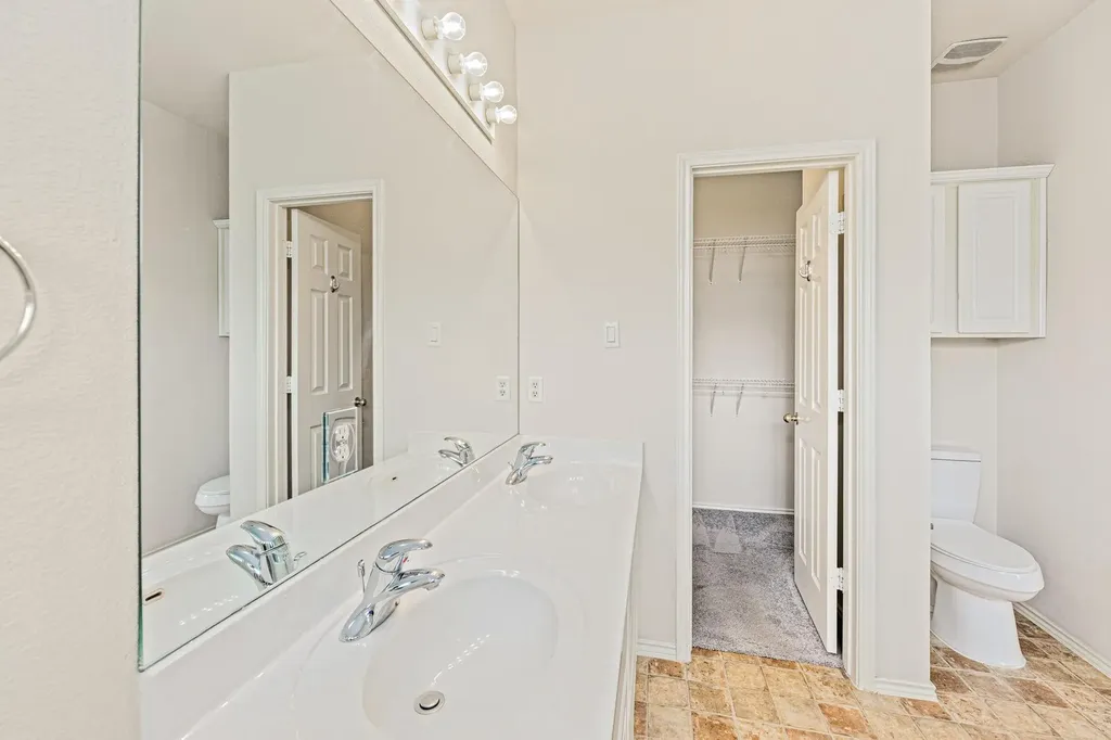 16100 S Great Oaks Drive Round Rock TX 78681