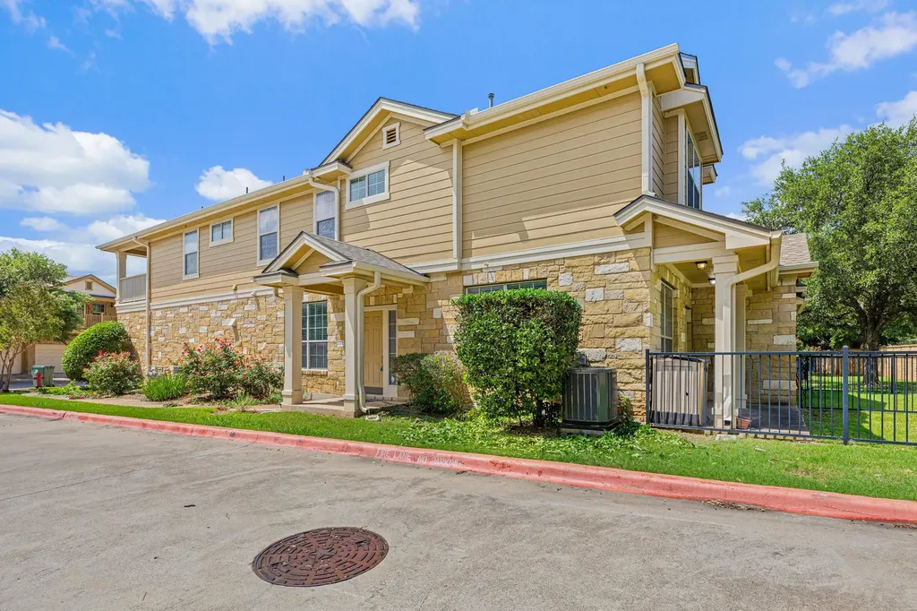16100 S Great Oaks Drive Round Rock TX 78681