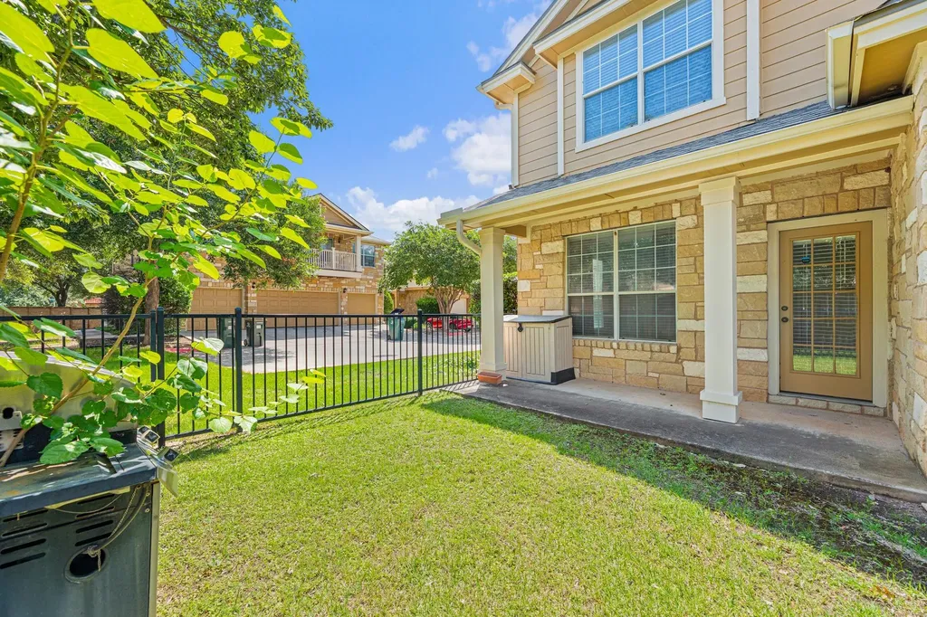 16100 S Great Oaks Drive Round Rock TX 78681