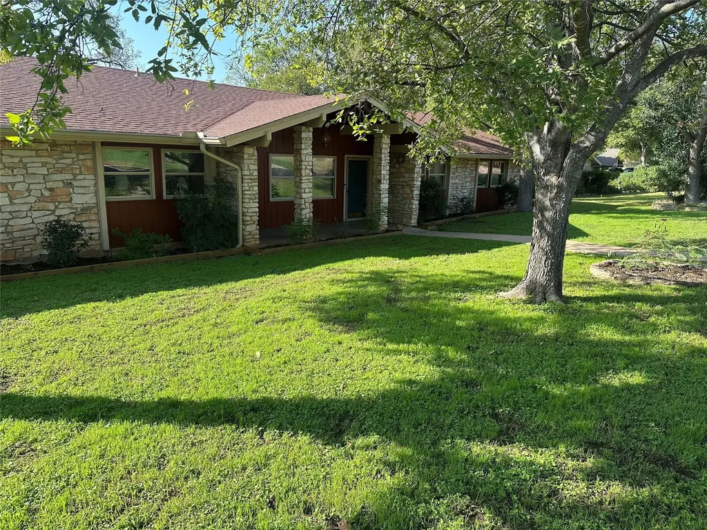 806 Country Club Road Georgetown TX 78628