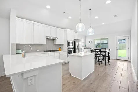 532 Elm Green Street Hutto TX 78634