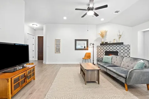 532 Elm Green Street Hutto TX 78634