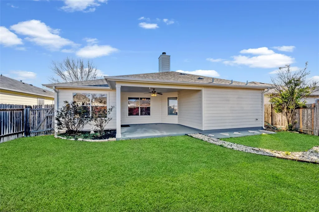 292 Spruce Drive Kyle TX 78640
