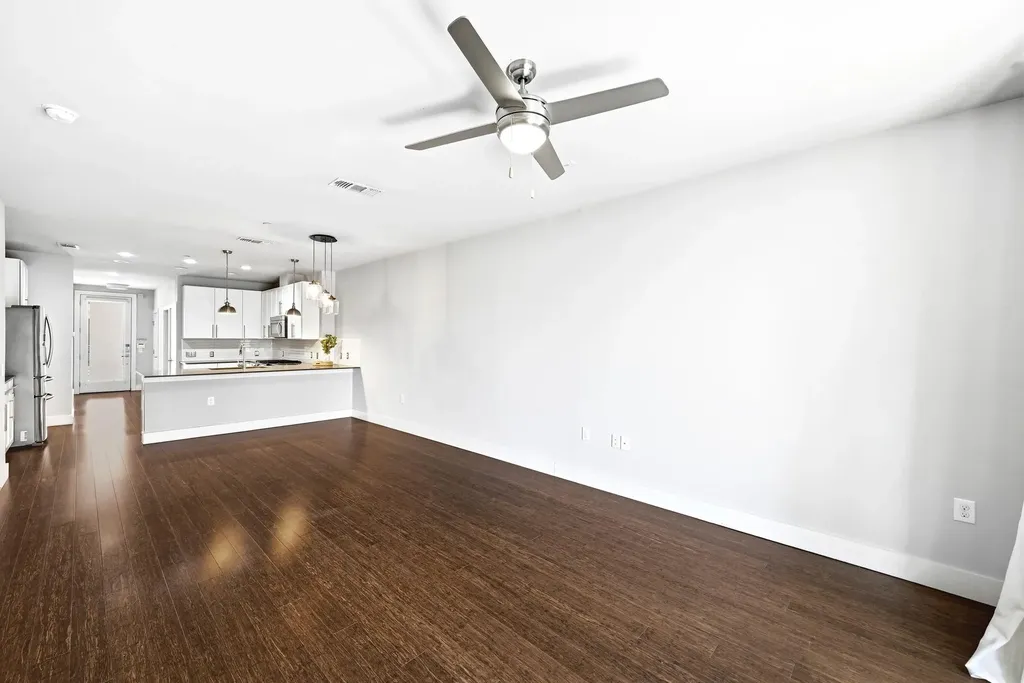 2801 Dulce Lane Austin TX 78704