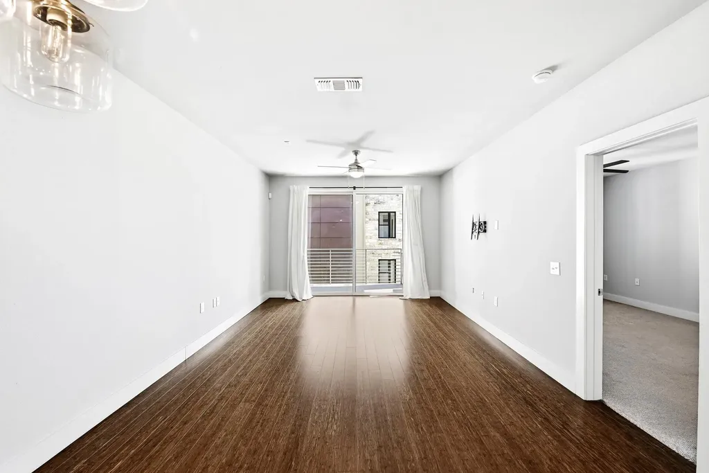 2801 Dulce Lane Austin TX 78704