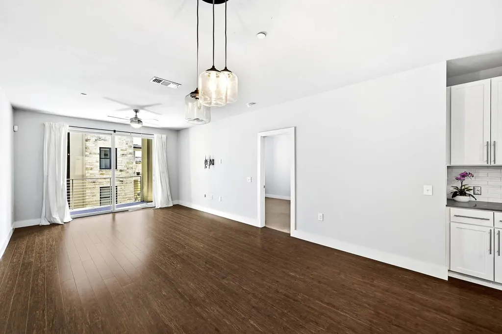 2801 Dulce Lane Austin TX 78704