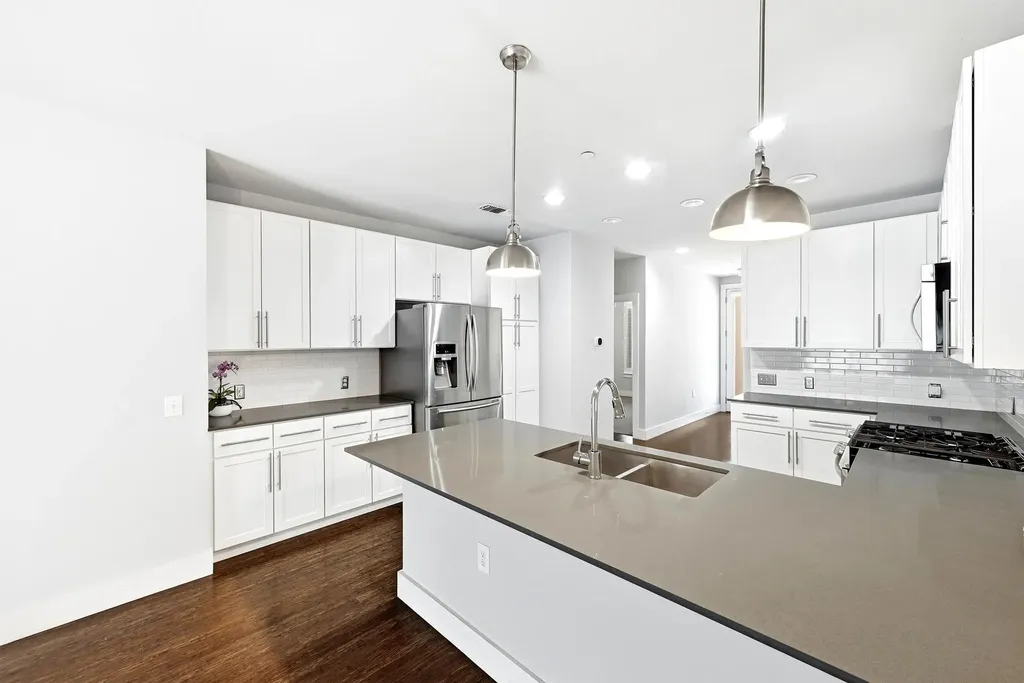 2801 Dulce Lane Austin TX 78704