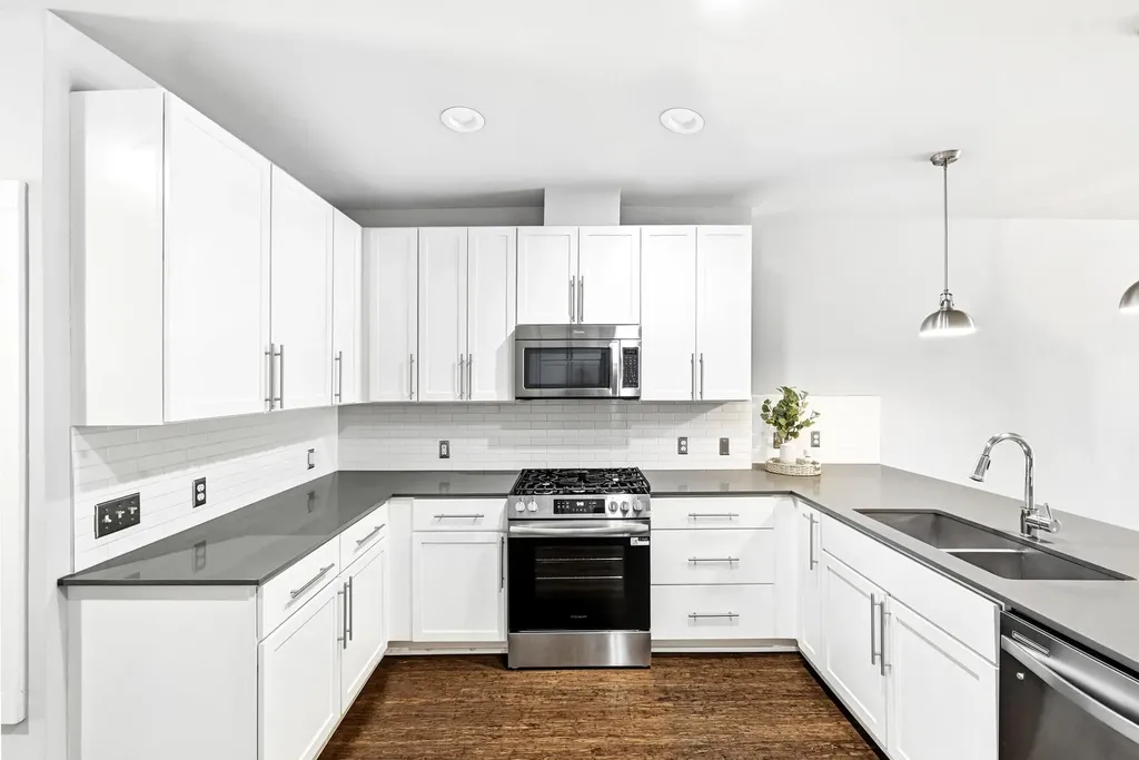 2801 Dulce Lane Austin TX 78704
