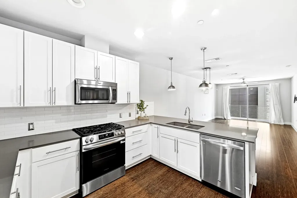 2801 Dulce Lane Austin TX 78704