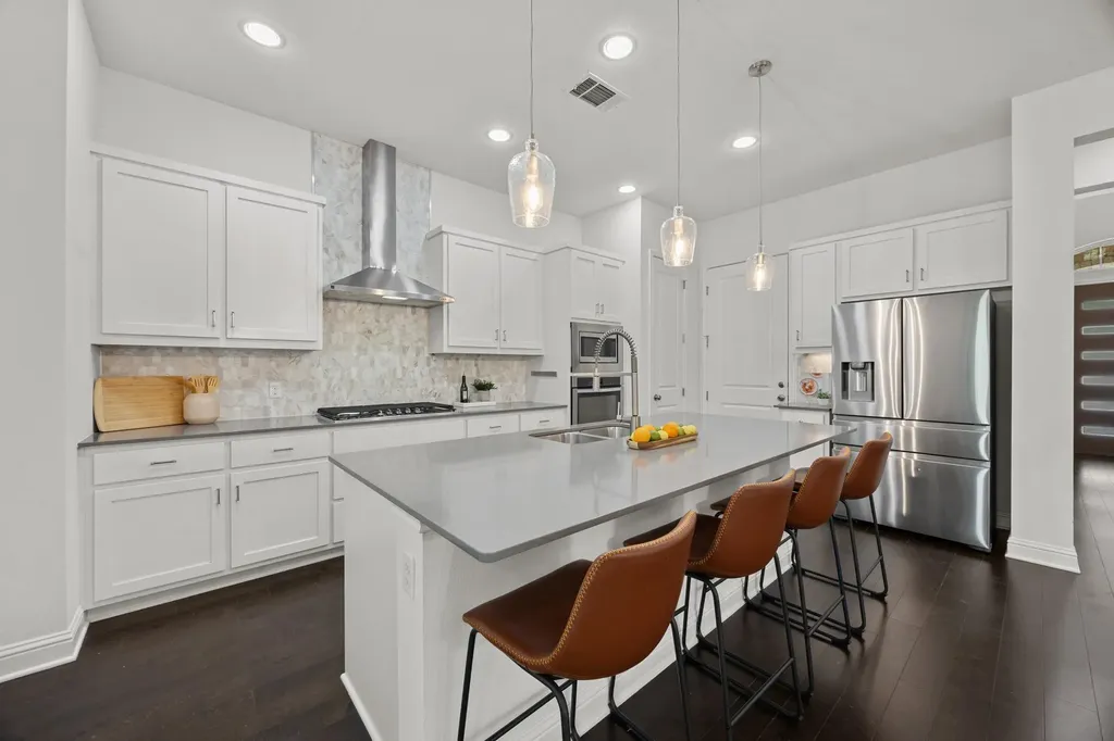 5305 Mandevilla Drive Austin TX 78739