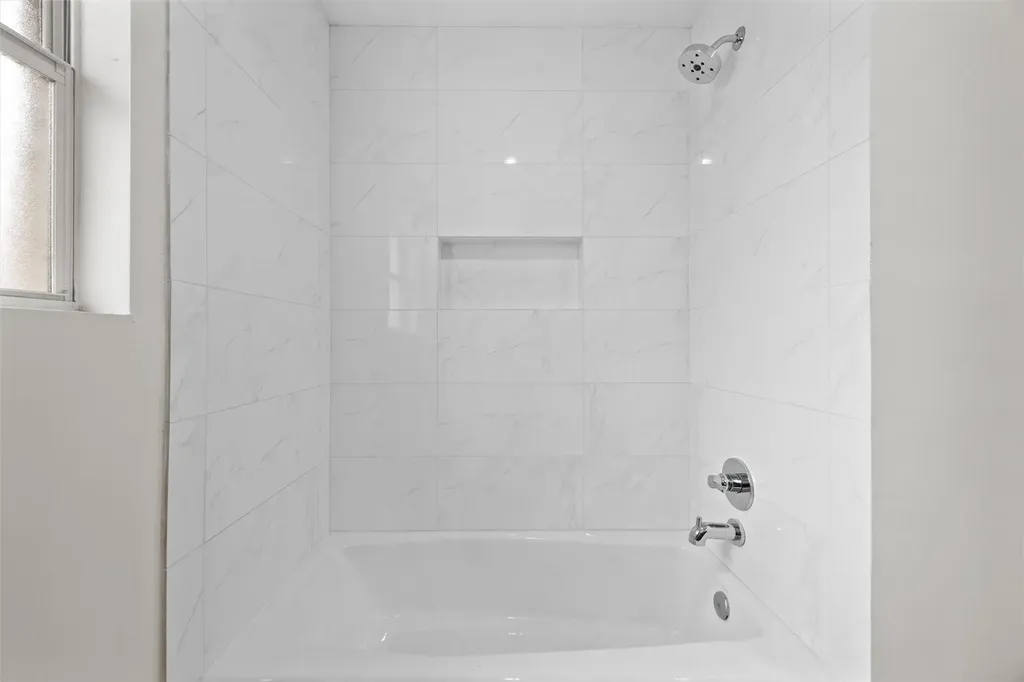 11907 Pollyanna Avenue Austin TX 78753