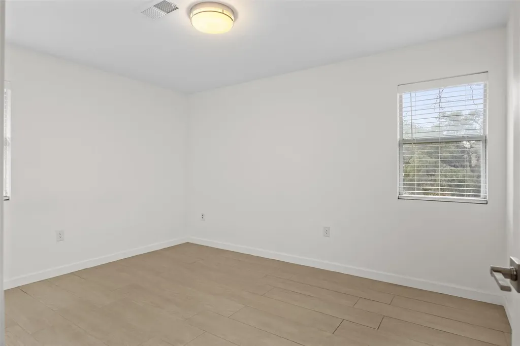 11907 Pollyanna Avenue Austin TX 78753