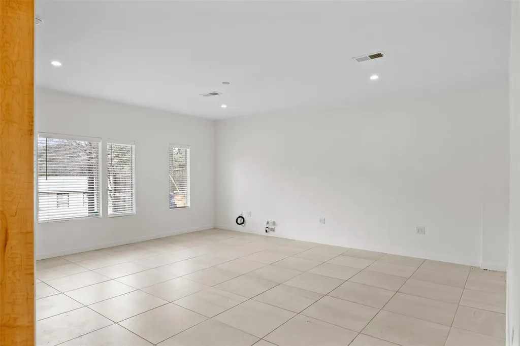 11907 Pollyanna Avenue Austin TX 78753