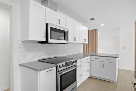 11907 Pollyanna Avenue Austin TX 78753