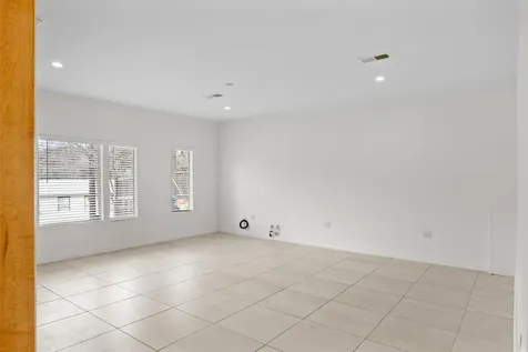 11907 Pollyanna Avenue Austin TX 78753
