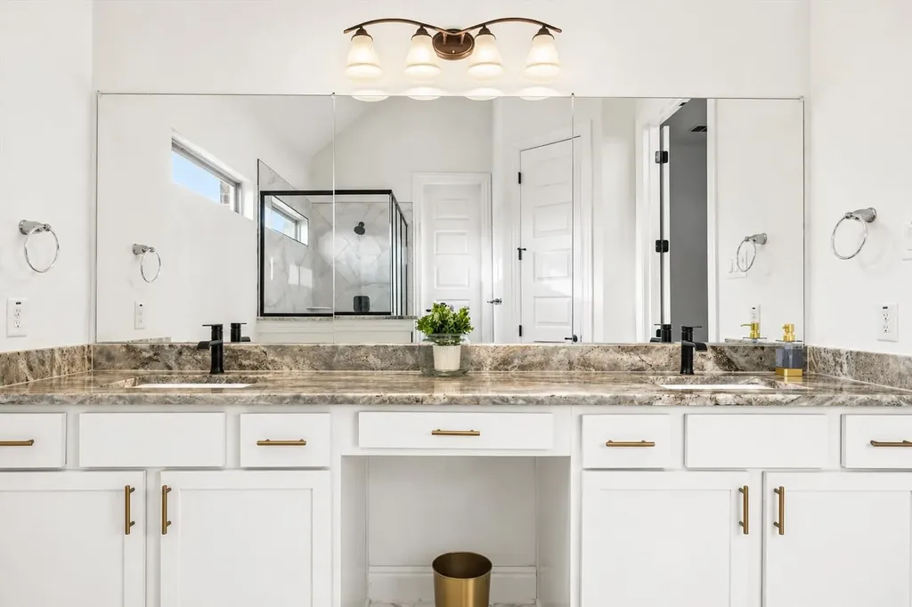 209 Rainier Drive Kyle TX 78640