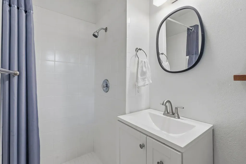 5502 Westminster Drive Austin TX 78723