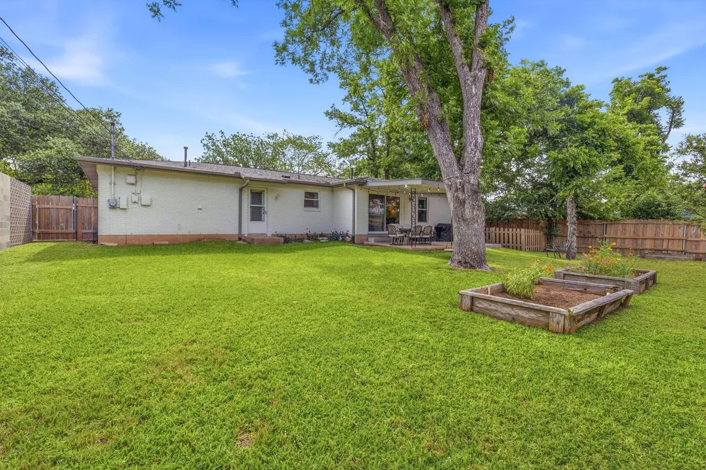 5502 Westminster Drive Austin TX 78723