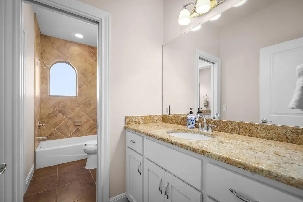 12407 Aquaplex Drive Buda TX 78610