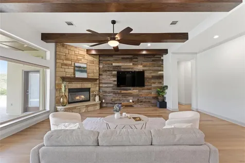 119 Hidden Canyon Cove Driftwood TX 78619