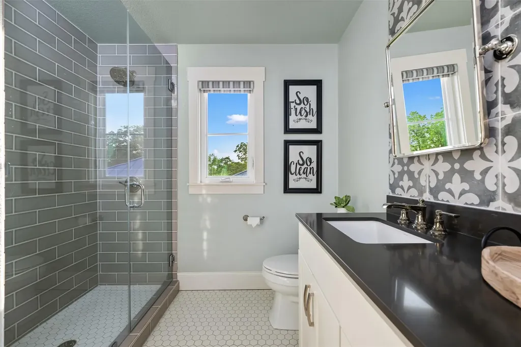 1002 Pecan Circle Marble Falls TX 78654