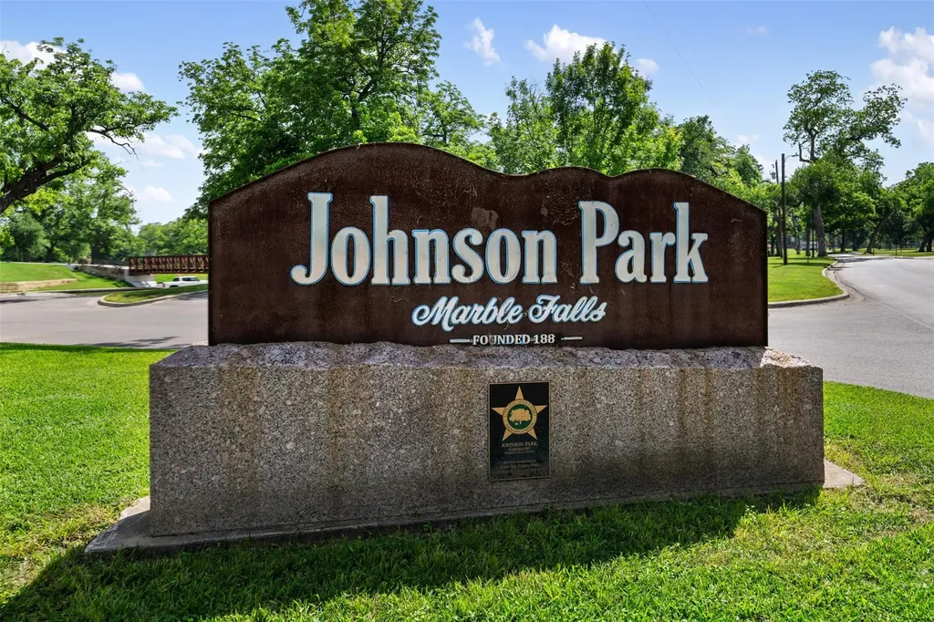 1002 Pecan Circle Marble Falls TX 78654