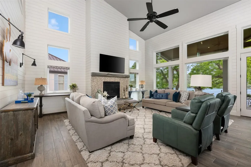 1002 Pecan Circle Marble Falls TX 78654