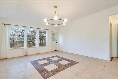 135 Soapberry Kyle TX 78640