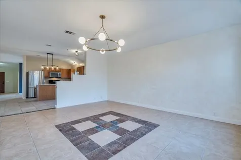 135 Soapberry Kyle TX 78640