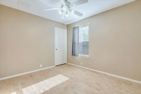 135 Soapberry Kyle TX 78640