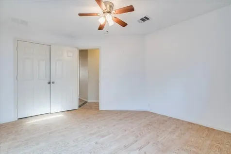 135 Soapberry Kyle TX 78640