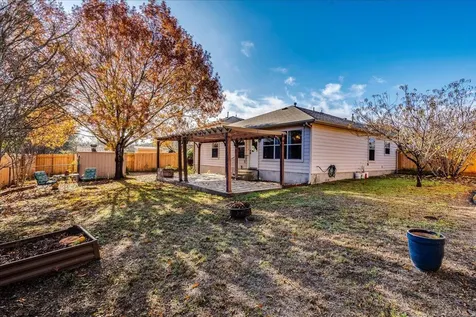 135 Soapberry Kyle TX 78640