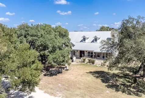 2010 County Road 233 Florence TX 76527