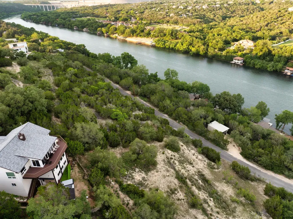2300 Big Horn Drive Austin TX 78734